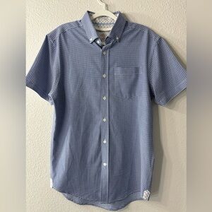 International Report 4 Way Stretch blue button Down Shirt Men Small